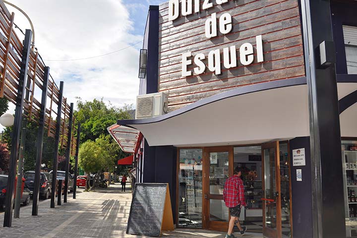 Comercios en Esquel - Trevelin y la Comarca de los Alerces y los Andes